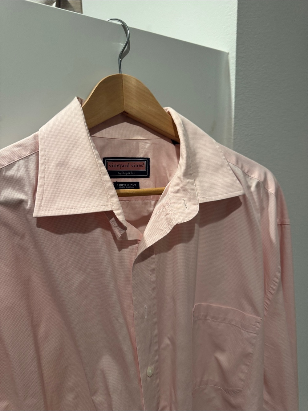 Vineyard Vines Men’s Light Pink Dress Shirt - Point Collar